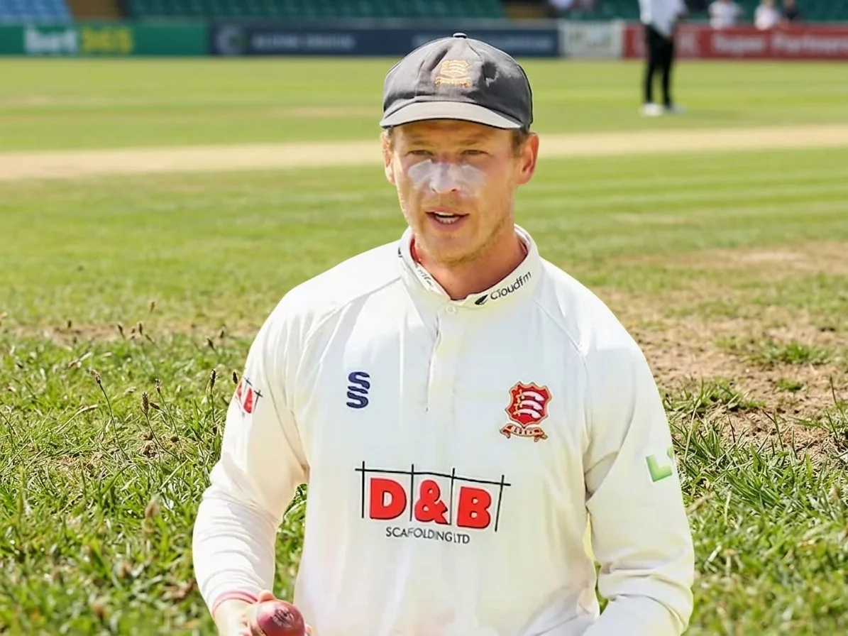 New law implemented in county cricket, allowing replacement players to be added after injury