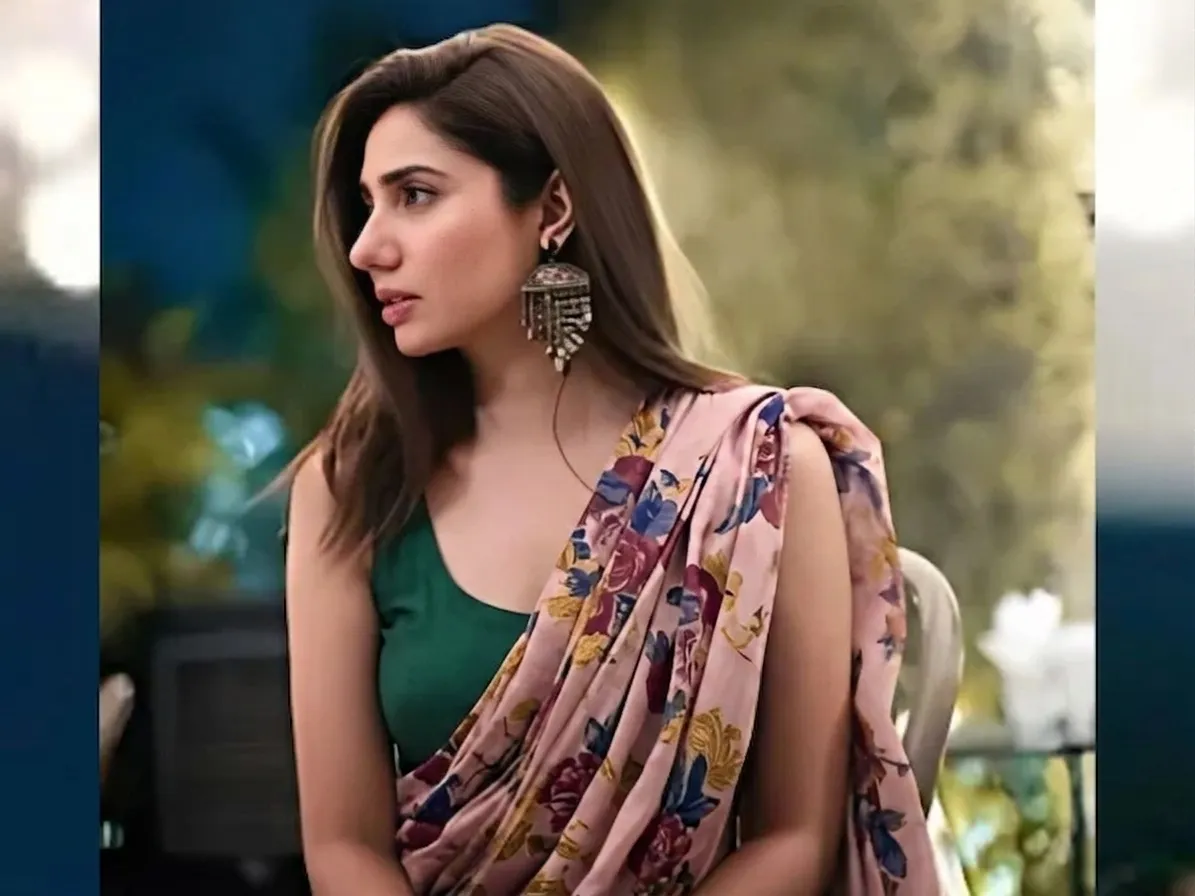 Mahira Khan said she is completely satisfied with the current stage of her life