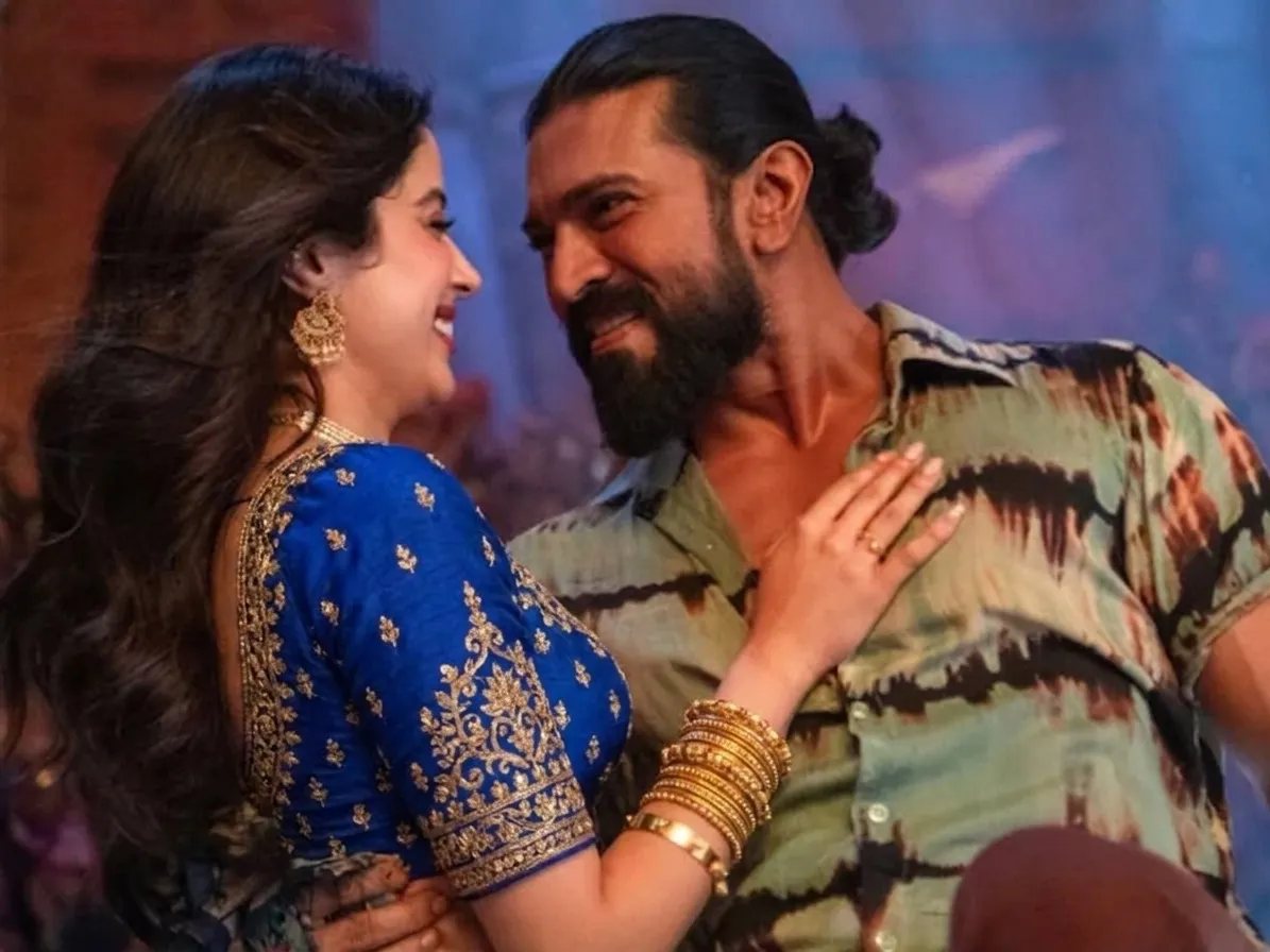 Controversial scenes of Janhvi Kapoor removed from the film Peddi