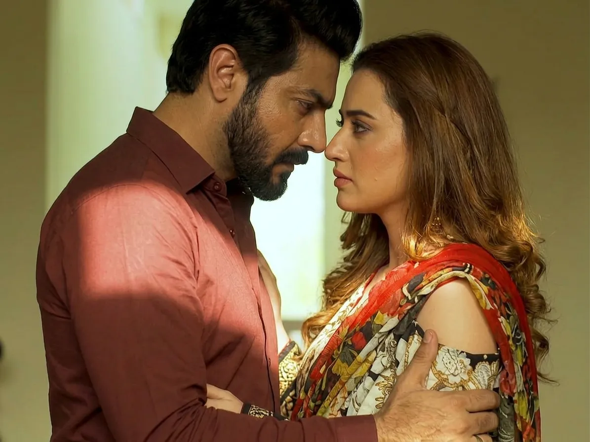Sohail Sameer apologizes for controversial scenes in ‘Doosri Aurat’